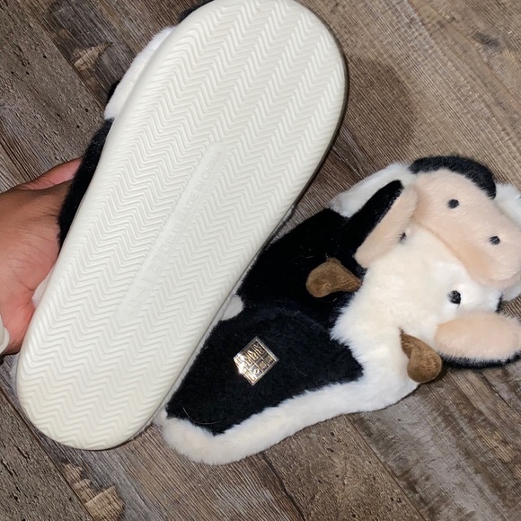 Cow Slippers - Picture 2 of 2